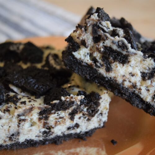 easy oreo cheesecake bars, fast, simple, entertaining, dessert, kids, cookout, cookies, baking, lusterware