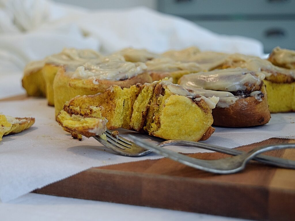 pumpkin spice cinnamon rolls, recipe fall, cozy, baking, silver forks, vintage antique, brown butter