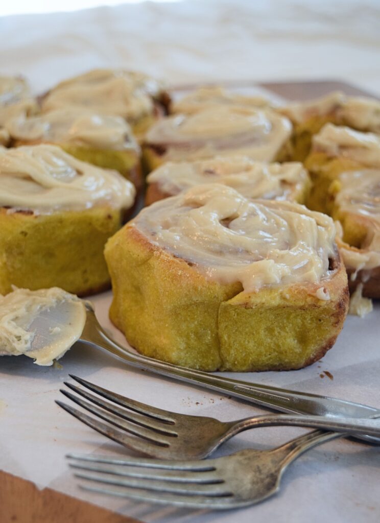 pumpkin spice cinnamon rolls, recipe fall, cozy, baking, silver forks, vintage antique, brown butter