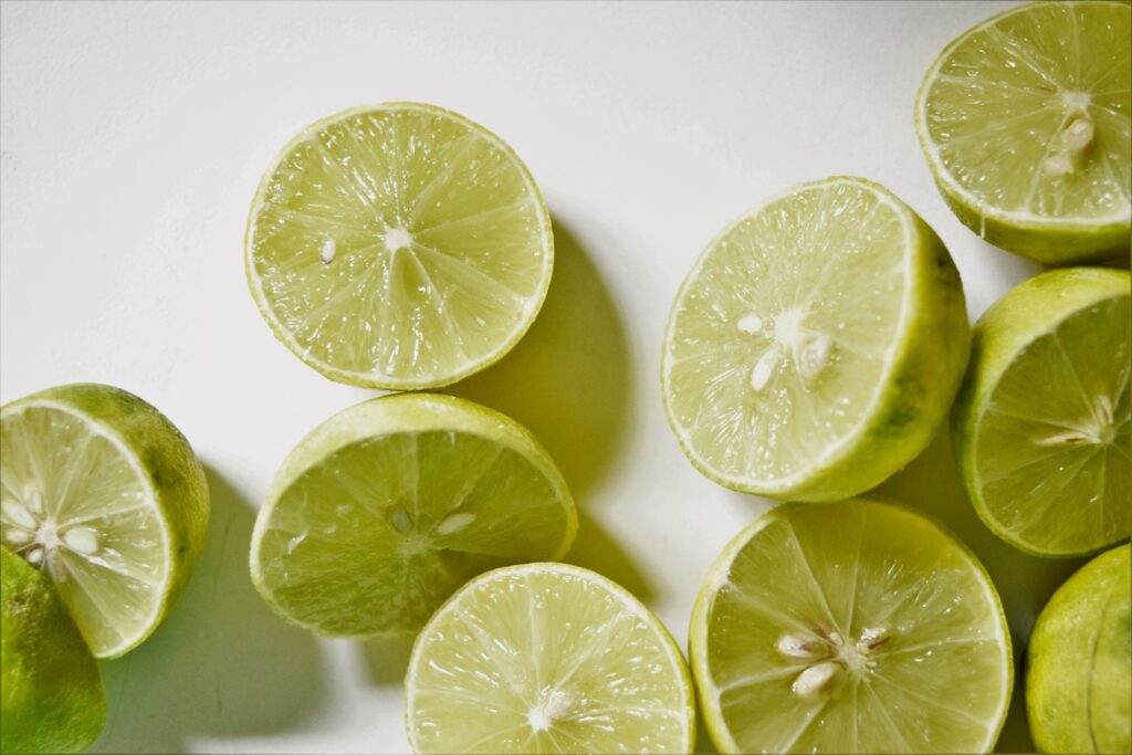 sliced key limes